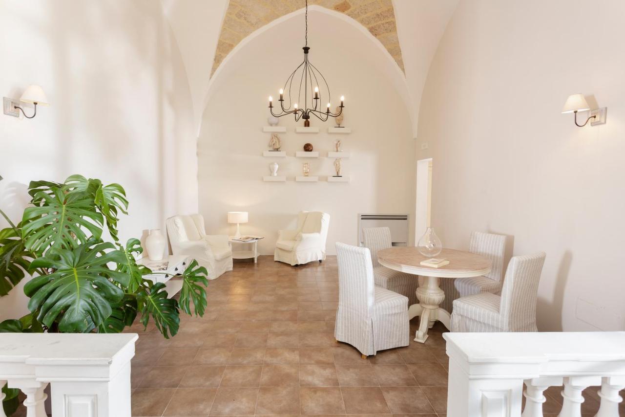 Don Alfonso Dimora D'Epoca Bed & Breakfast Racale Bagian luar foto