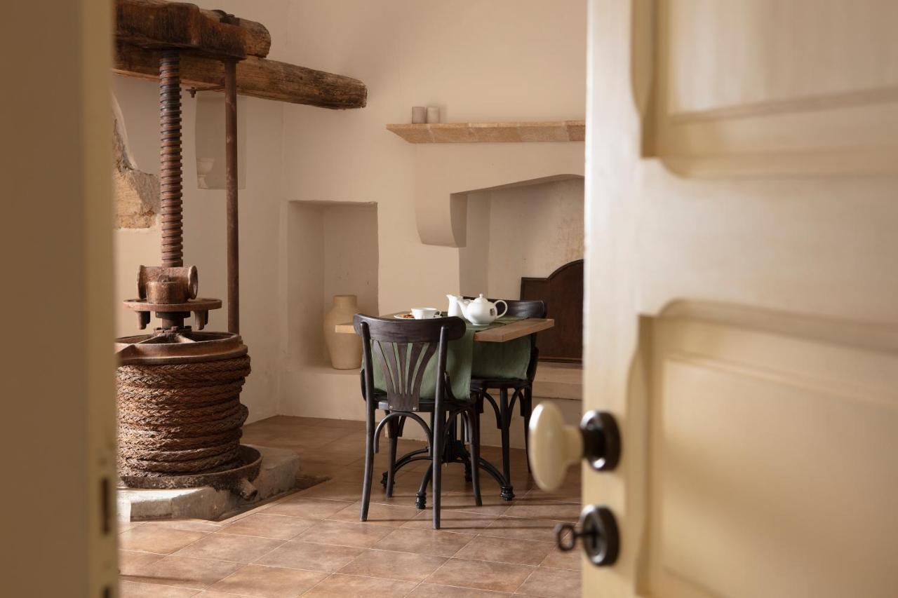 Don Alfonso Dimora D'Epoca Bed & Breakfast Racale Bagian luar foto