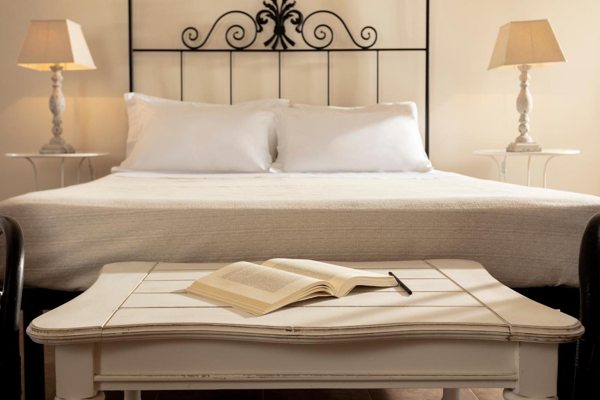 Don Alfonso Dimora D'Epoca Bed & Breakfast Racale Bagian luar foto
