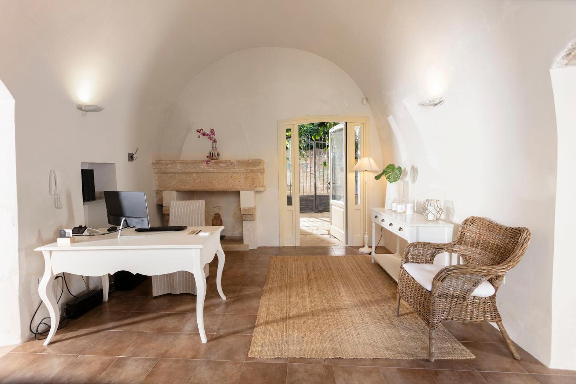 Don Alfonso Dimora D'Epoca Bed & Breakfast Racale Bagian luar foto