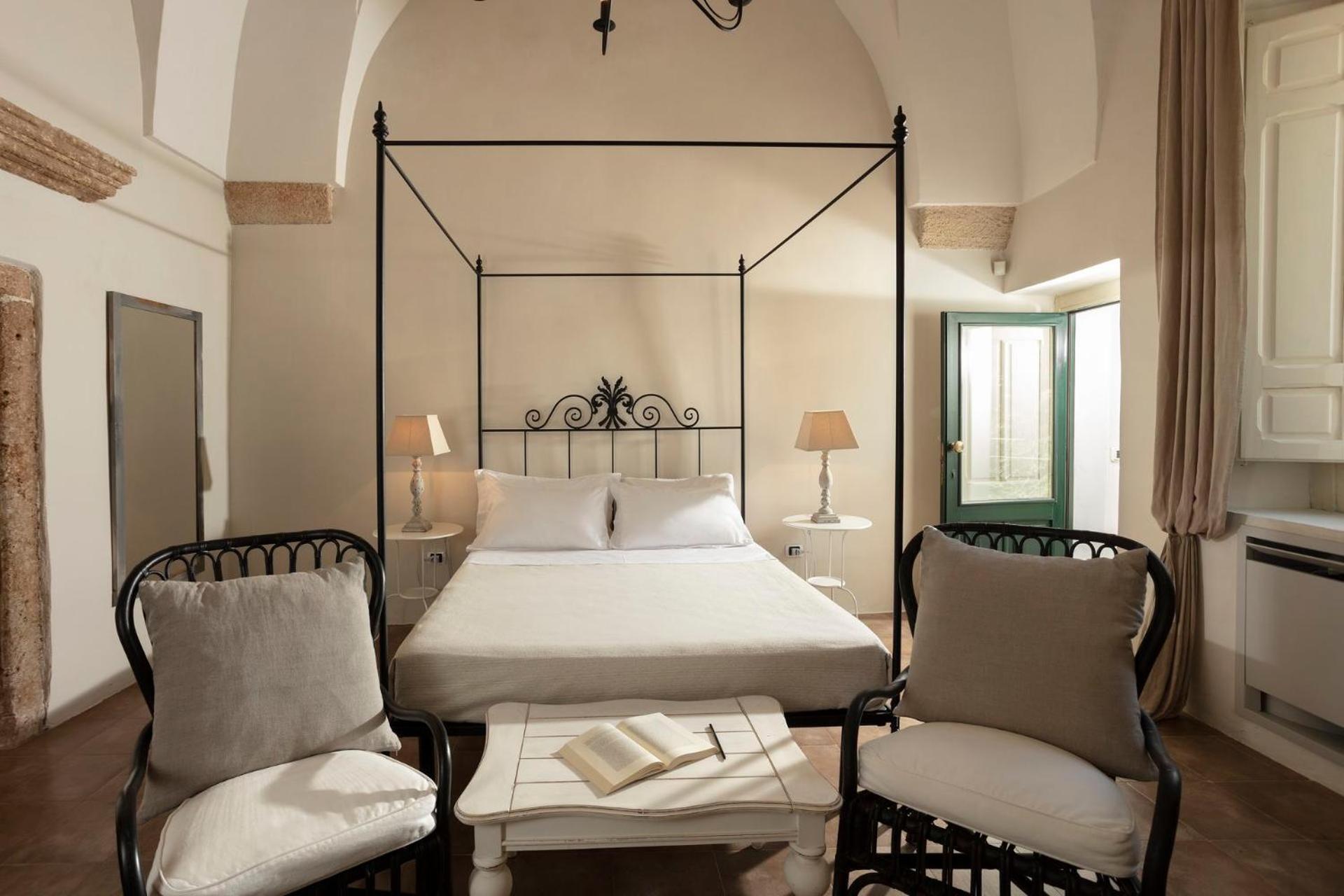 Don Alfonso Dimora D'Epoca Bed & Breakfast Racale Bagian luar foto