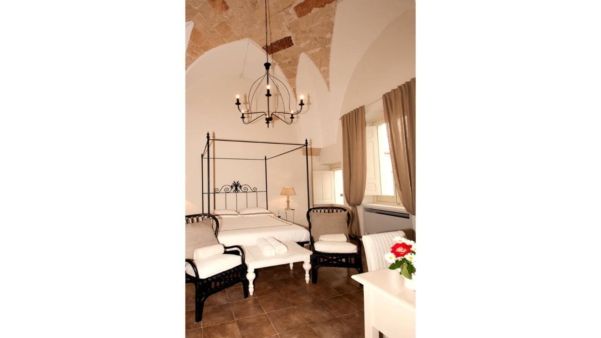 Don Alfonso Dimora D'Epoca Bed & Breakfast Racale Bagian luar foto